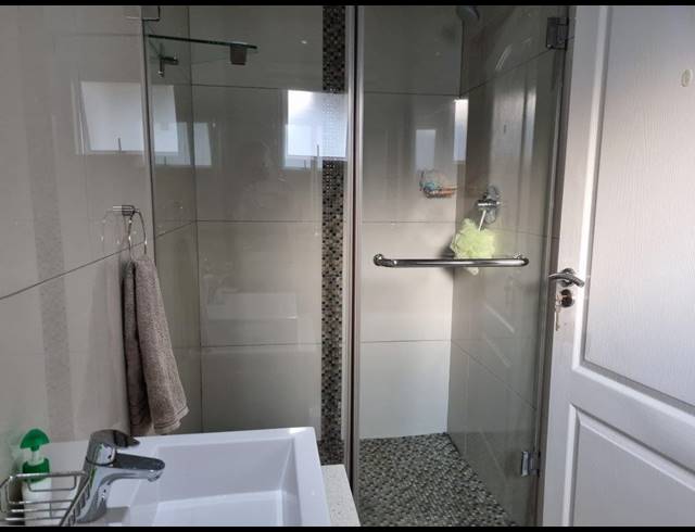 3 BEDROOM TOWNHOUSE RENTED IN EDGEMOUNT ESTATE
